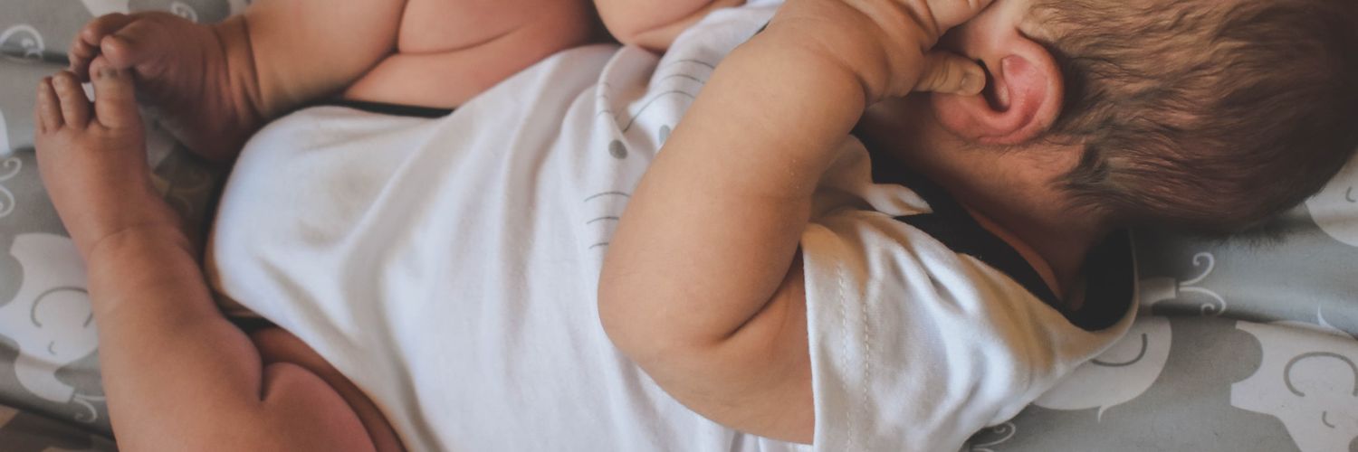 10 Amazing Tricks to Calm a Crying Baby