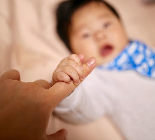 how-to-get-baby-back-to-sleep-after-night-feed-9-tips